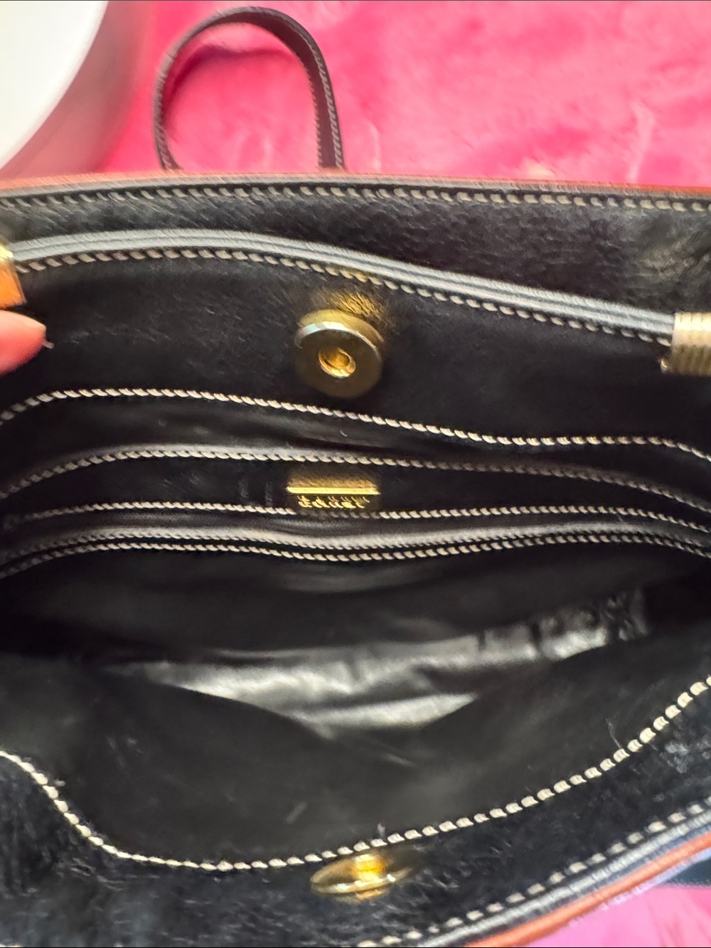 Bally Italian Woven Leather & Pebbled Calfskin Shoulder Bag Gold Chain EUC - Picture 8 of 17
